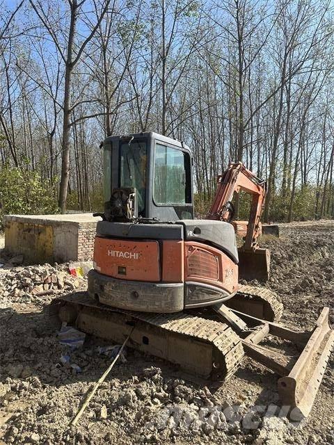 Hitachi ZX50 Pelle sur chenilles