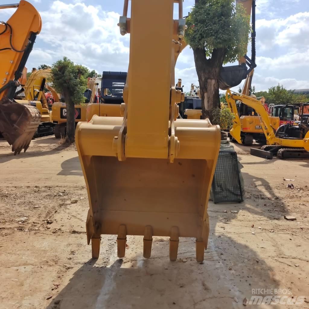 CAT 320 D Pelle sur chenilles