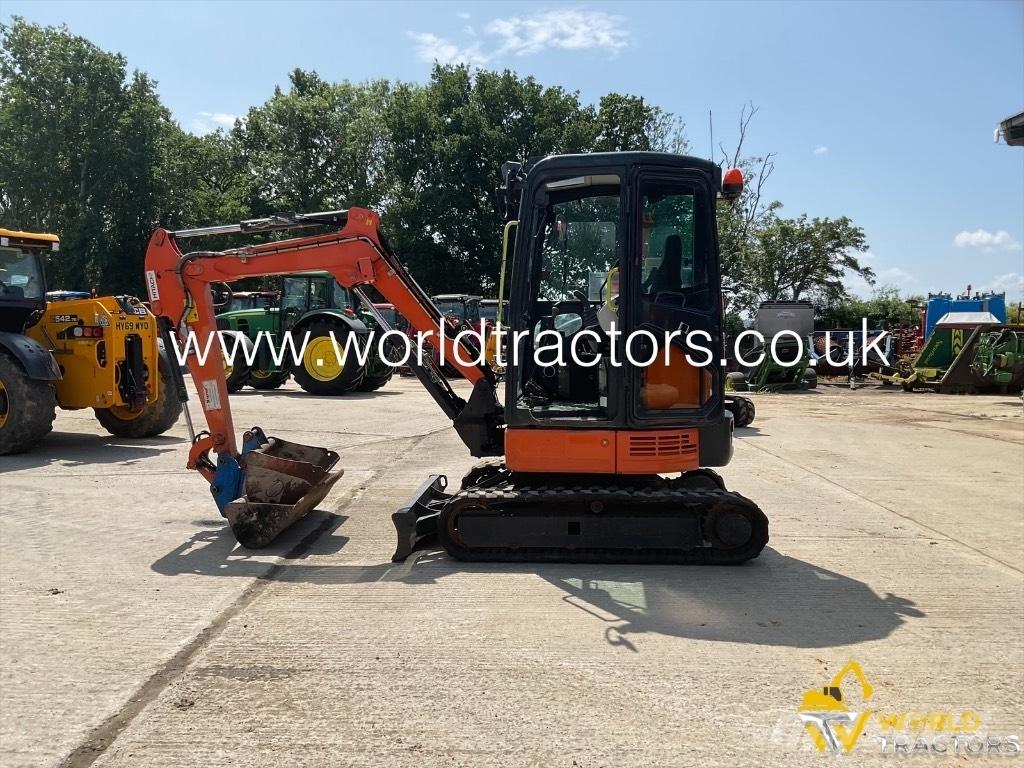 Hitachi ZX 26 U-5A Mini pelle < 7t