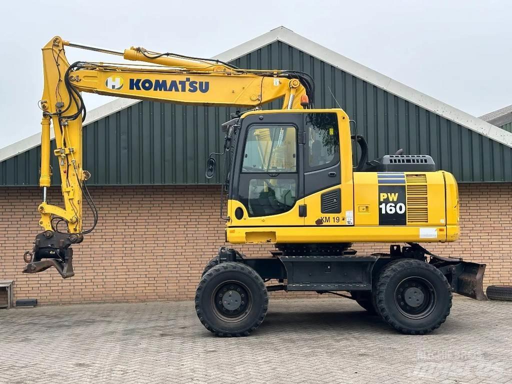 Komatsu PW160-8 Pelle sur pneus