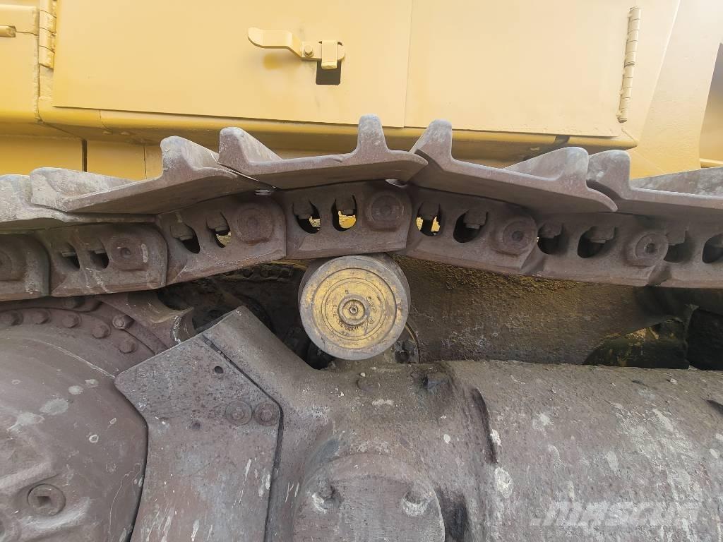 CAT 973 Chargeuse sur chenilles