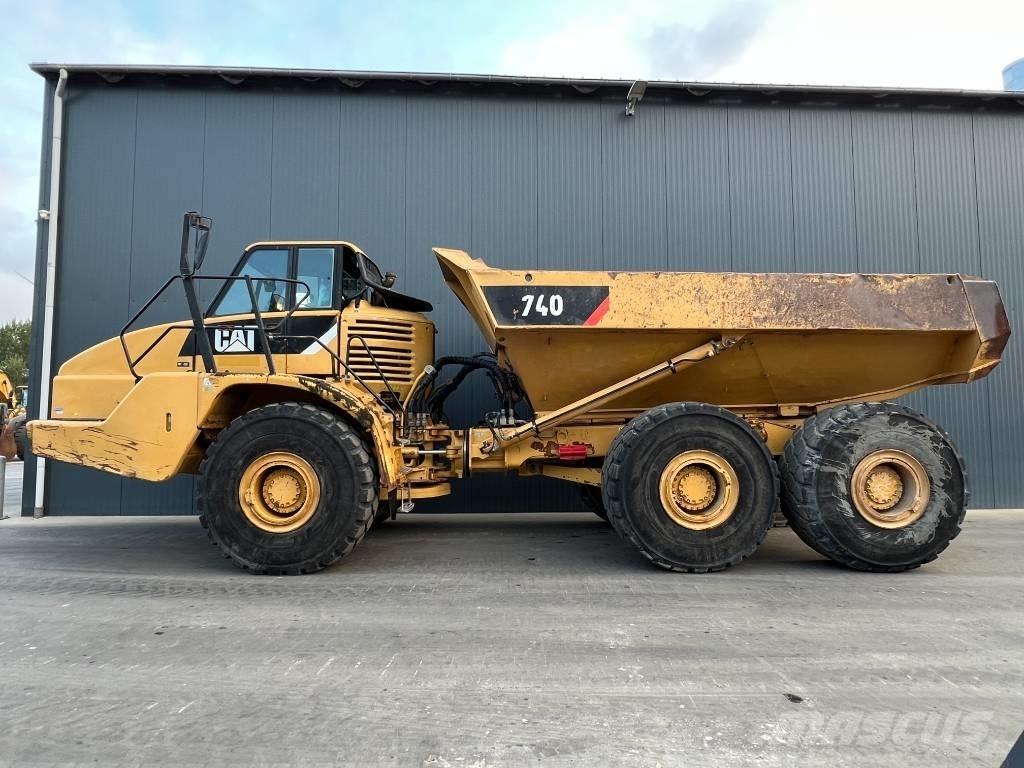 CAT 740 Tombereau articulé