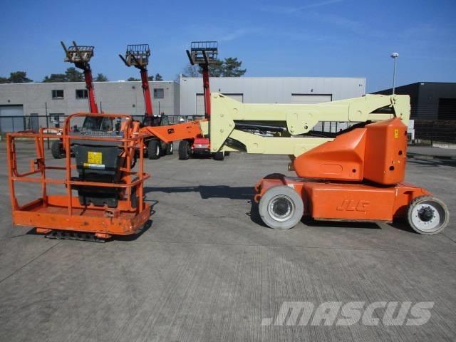 JLG E 400 AJPN (817) Nacelles articulées