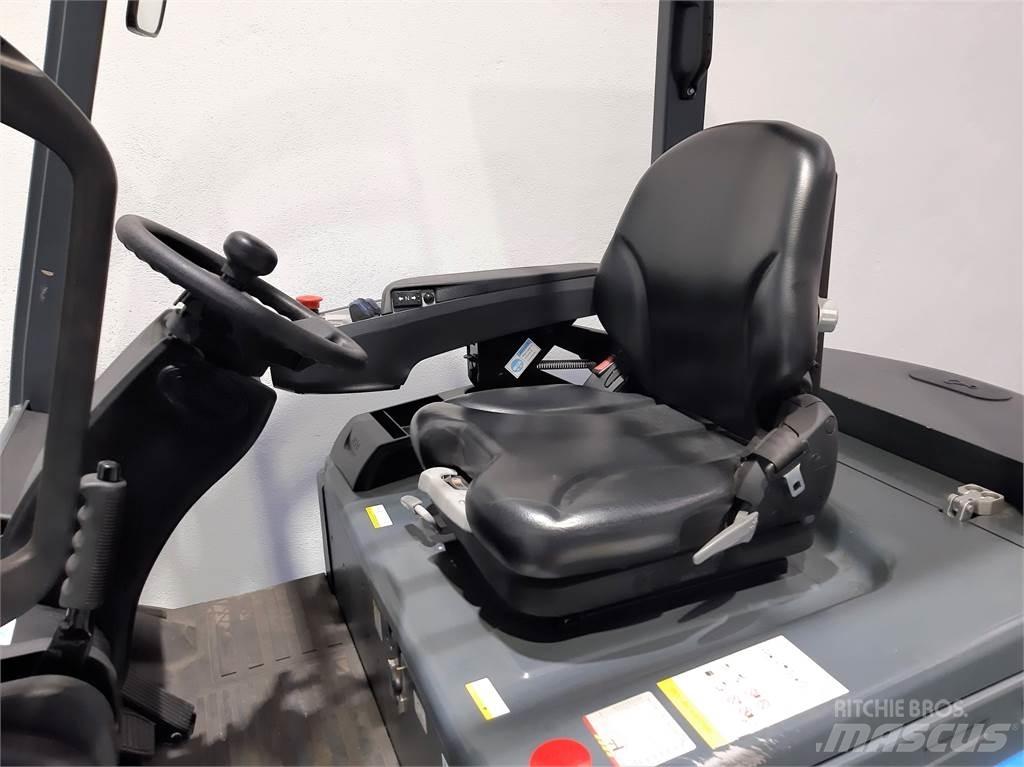  ECB25C Chariots élévateurs électriques