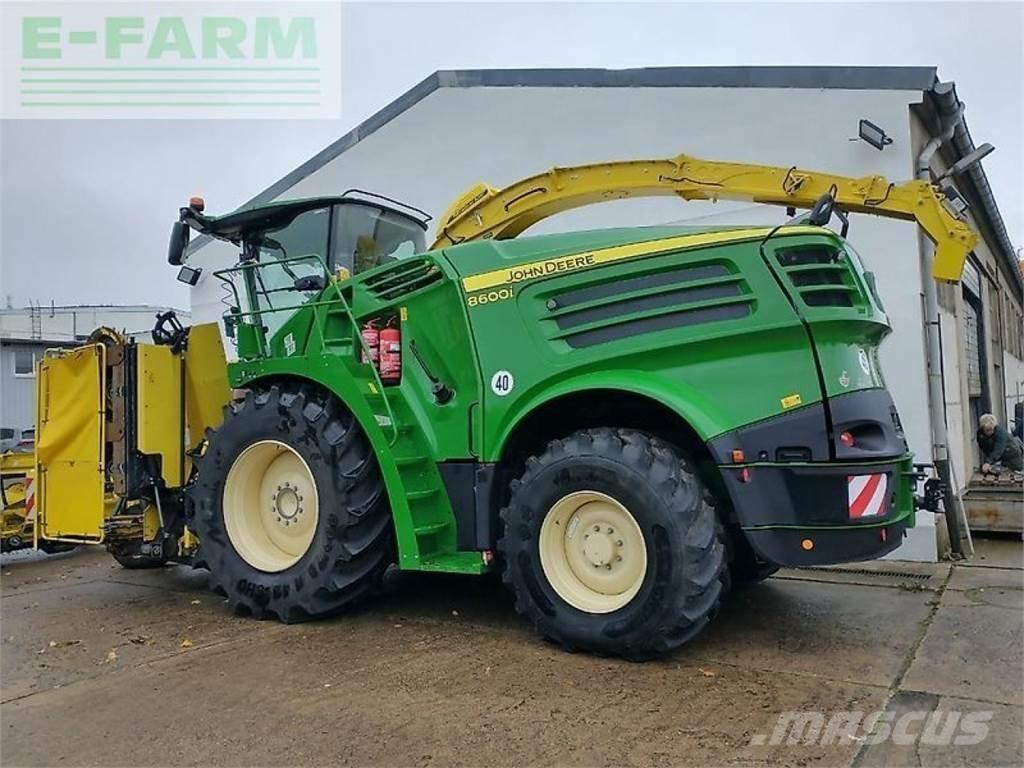 John Deere 8600 Ensileuse automotrice