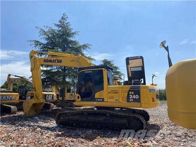 Komatsu PC 240-8 Pelle sur chenilles