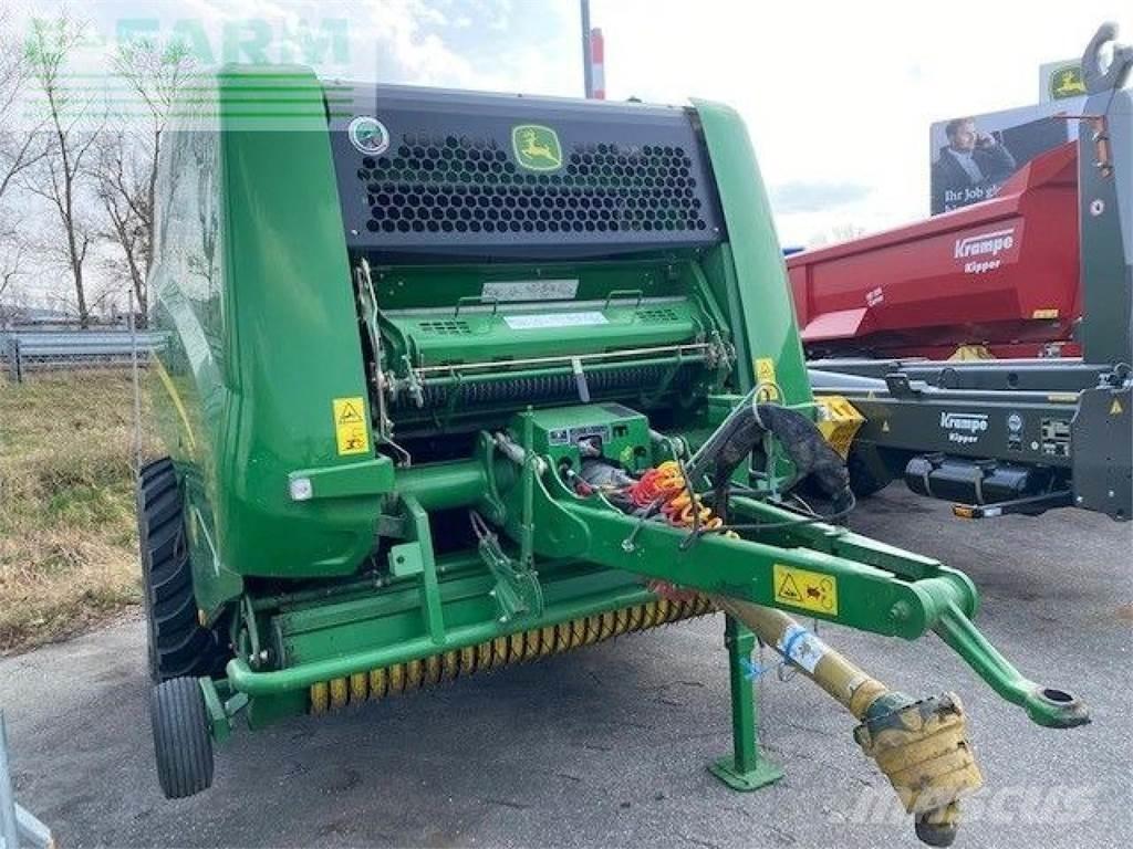 John Deere 960 Presse cubique