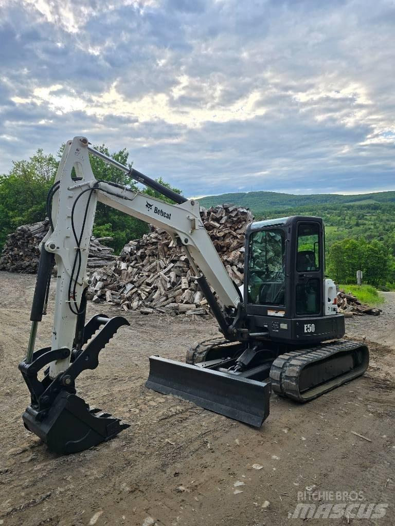 Bobcat E 50 Mini pelle < 7t
