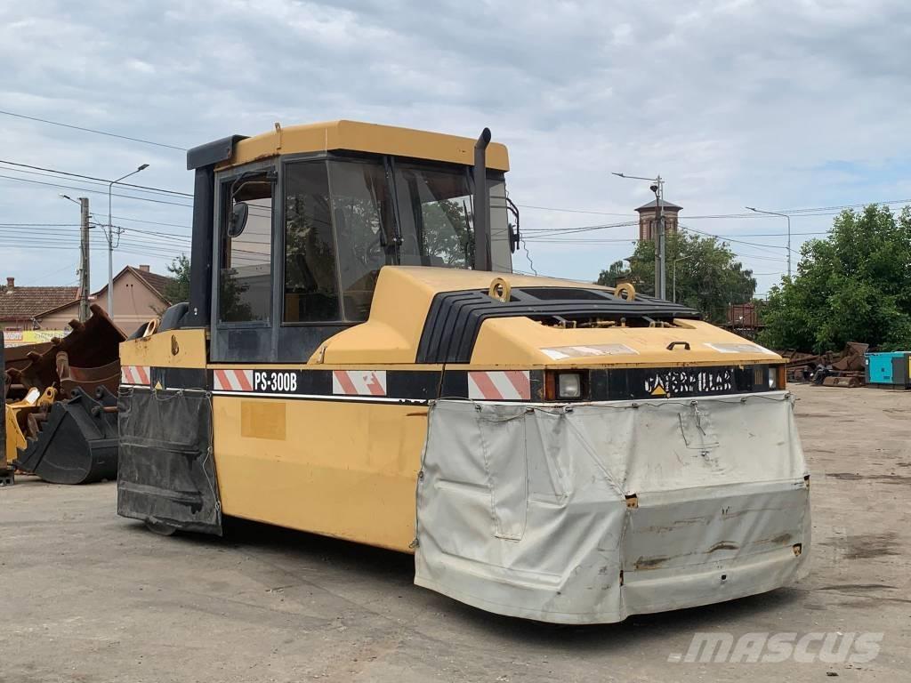 CAT PS 300 B Rouleaux à pneumatiques