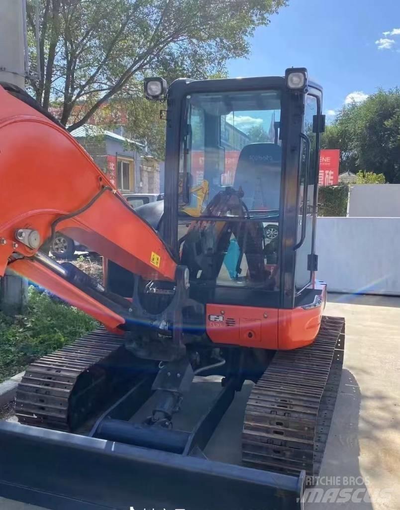 Kubota 163 Pelle sur chenilles