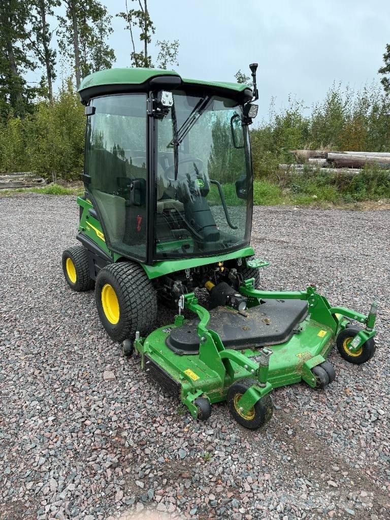 John Deere 1585 Tondeuses montées