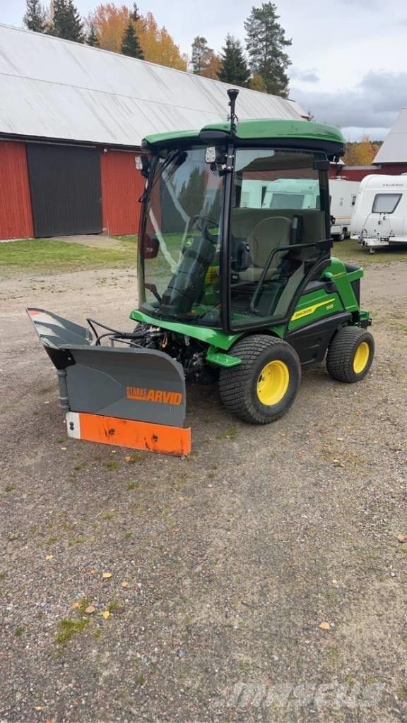 John Deere 1585 Tondeuses montées