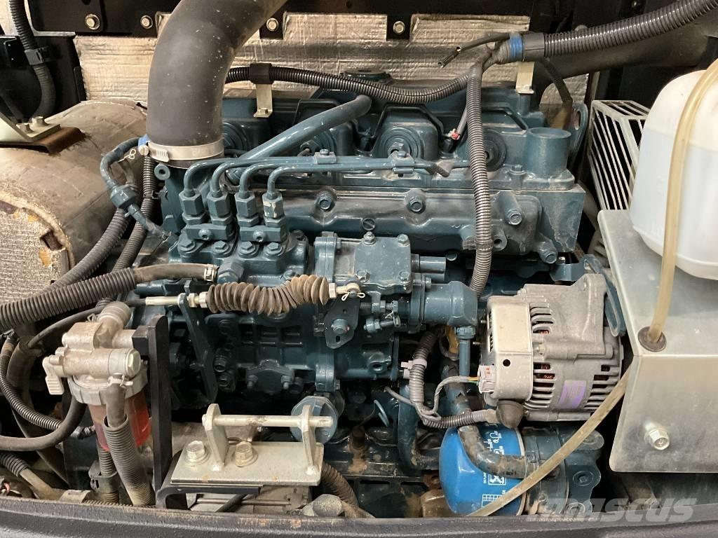 Kubota R 065 Chargeuse sur pneus