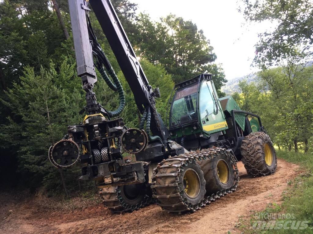 John Deere 1270 D Abatteuse