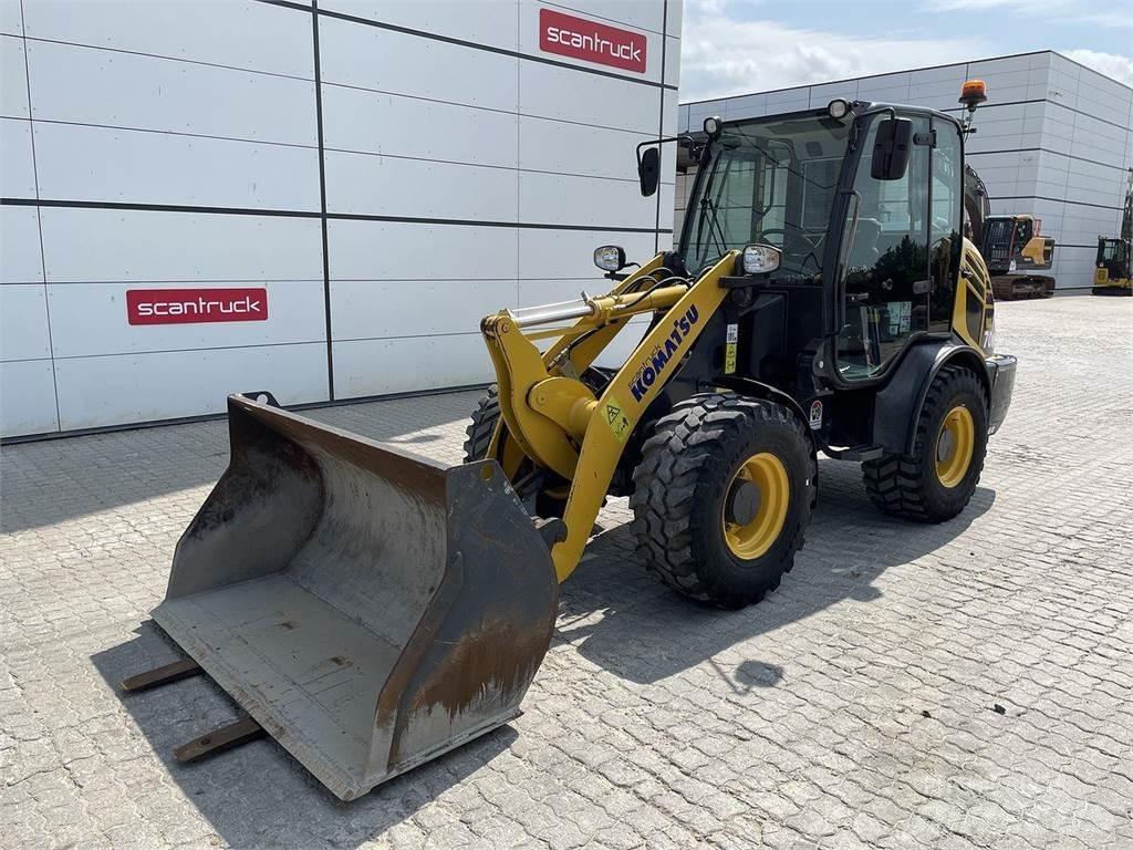 Komatsu WA70M-8EO Chargeuse multifonction
