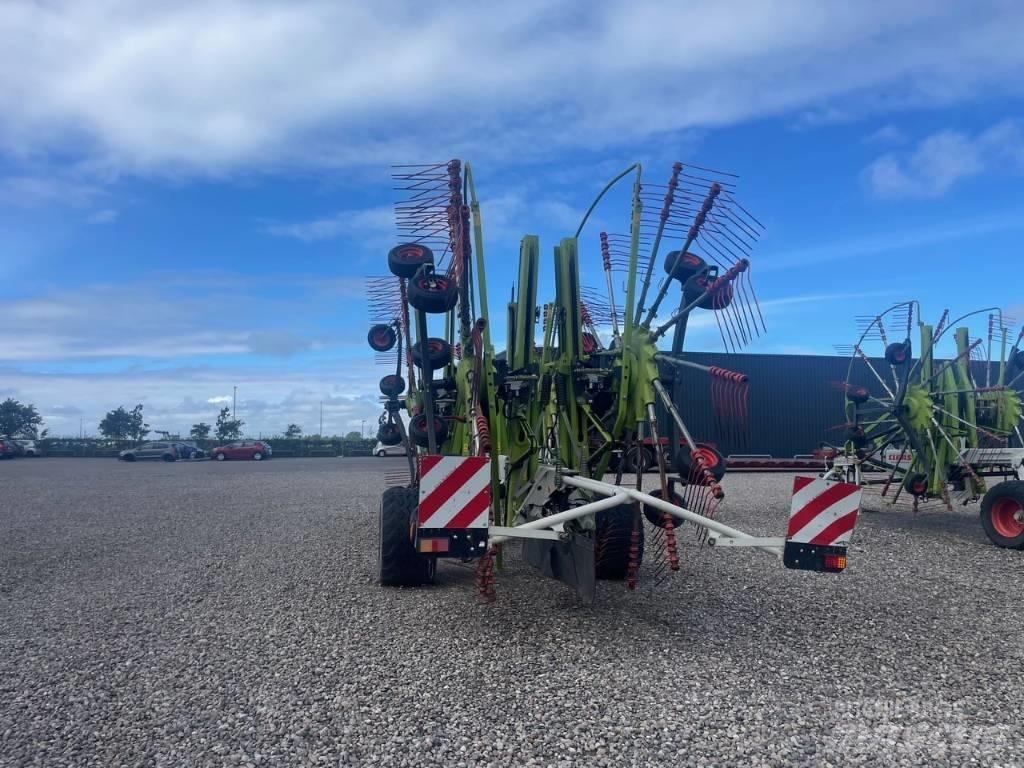 CLAAS Liner 4000 HHV Rateau faneur