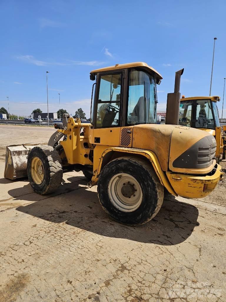 Volvo L 40 Chargeuse sur pneus