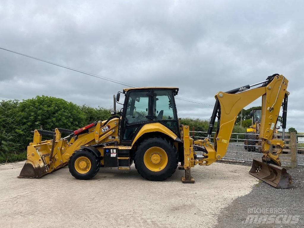 CAT 428 Tractopelle