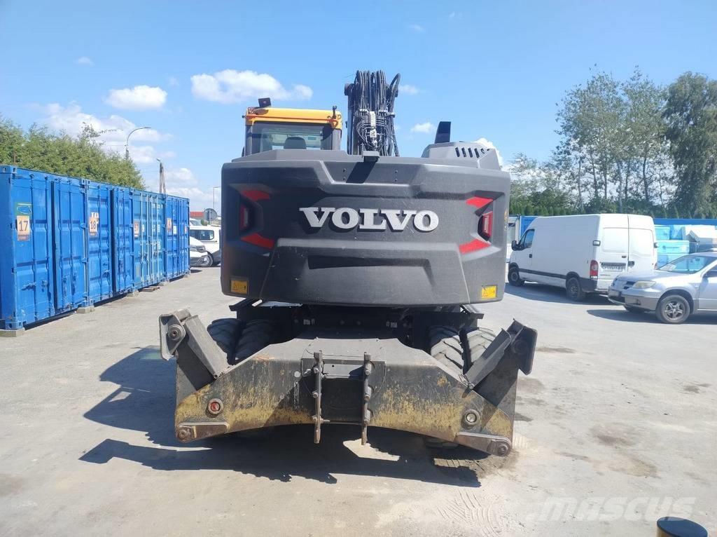 Volvo EWR 170 E Pelle sur pneus