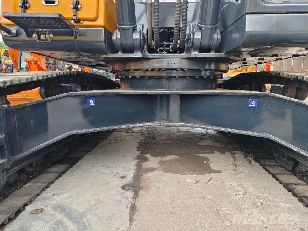 Hyundai R350Lvs Pelle sur chenilles