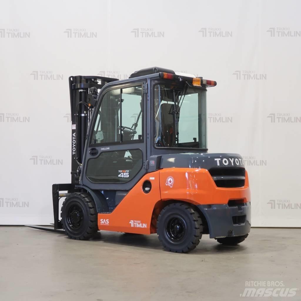 Toyota 40-8FD40N Chariots diesel