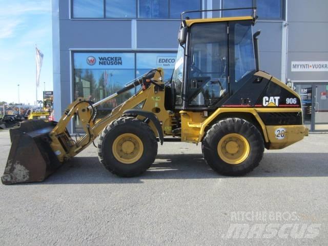 CAT 906 Chargeuse sur pneus