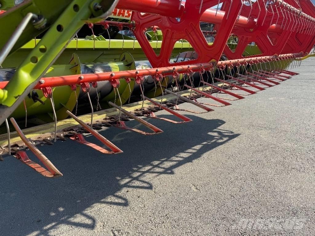 CLAAS Tucano 420 APS Moissonneuse batteuse