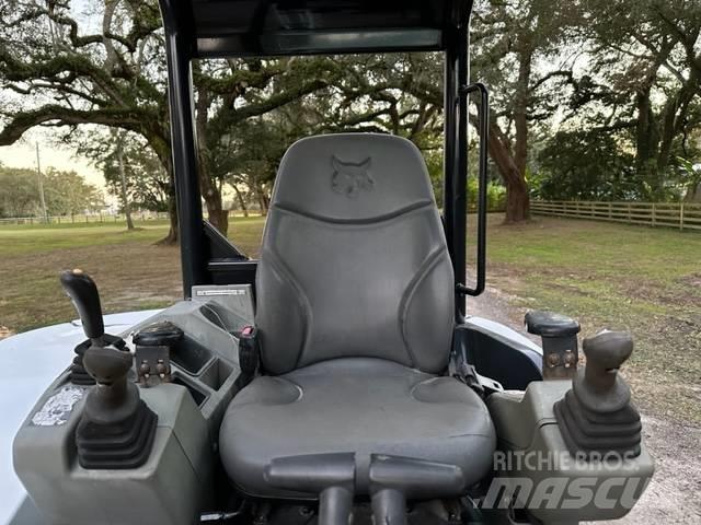 Bobcat E 50 Mini pelle < 7t