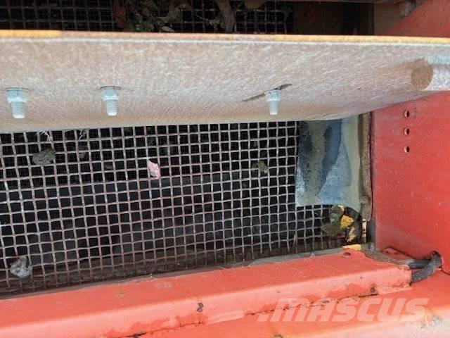Sandvik QA450 Cribles mobile