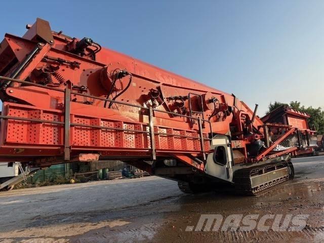 Sandvik QA450 Cribles mobile