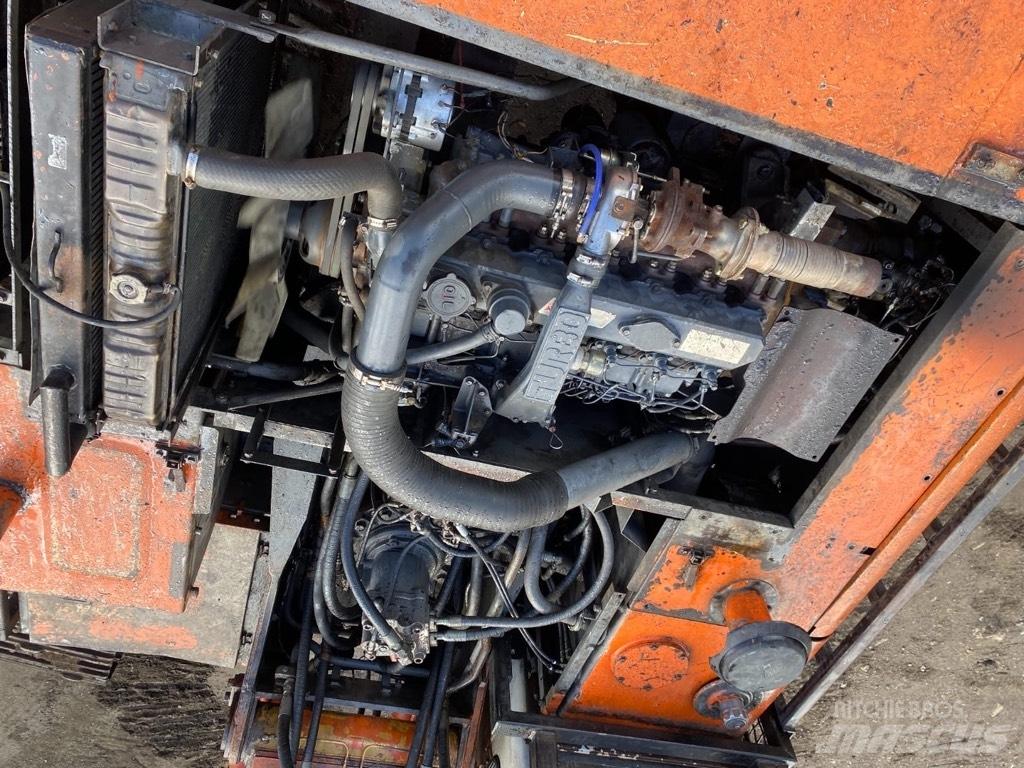 Hitachi EX 270 Pelle sur chenilles