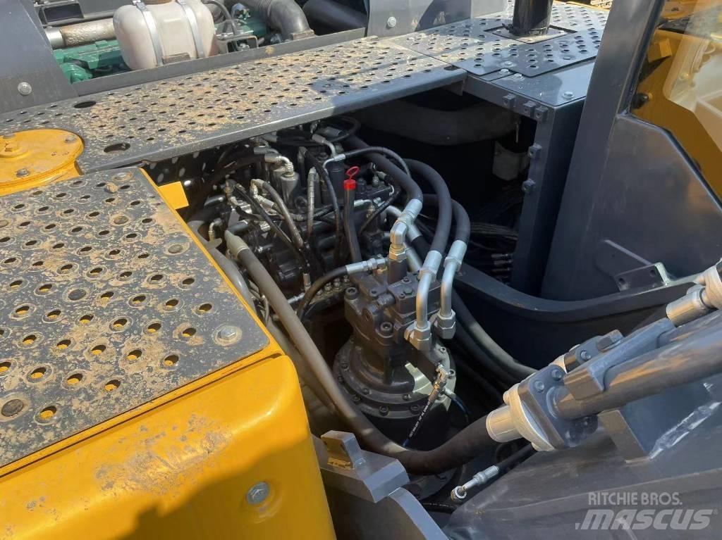 Volvo EC 220 Pelle sur chenilles