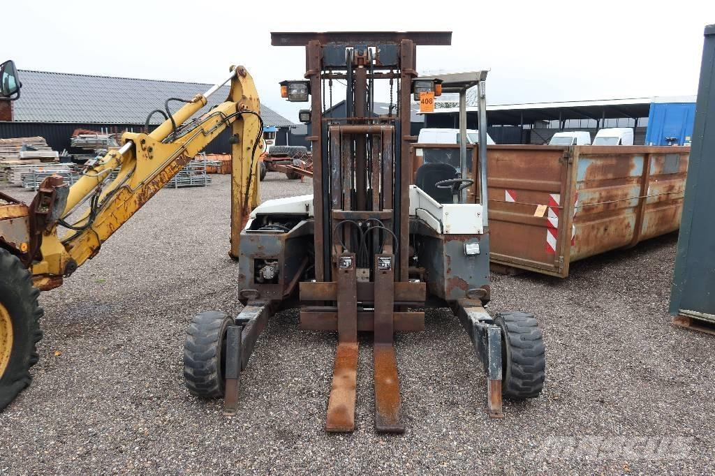 TCM TKL 3 x 3-M Chariot élevateur pour camion