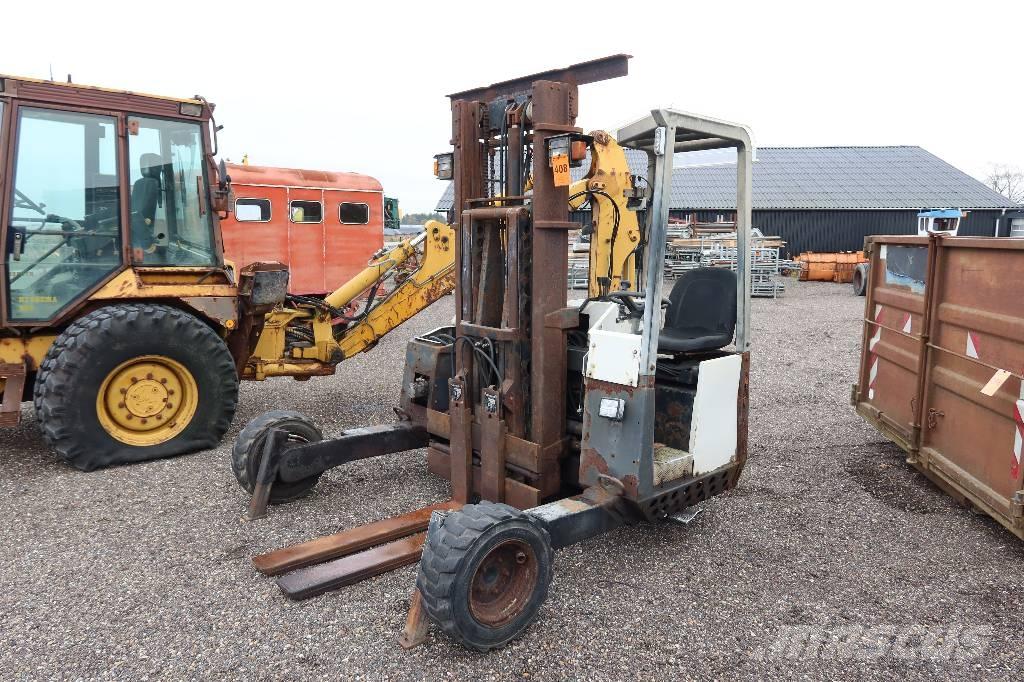 TCM TKL 3 x 3-M Chariot élevateur pour camion