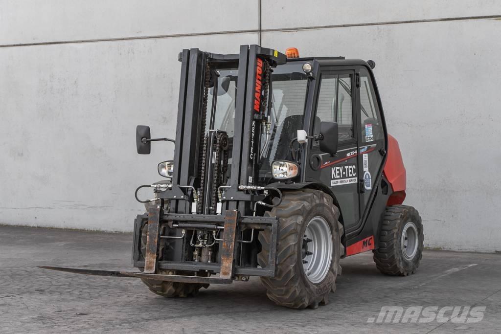 Manitou MC 25-4 Chariots diesel