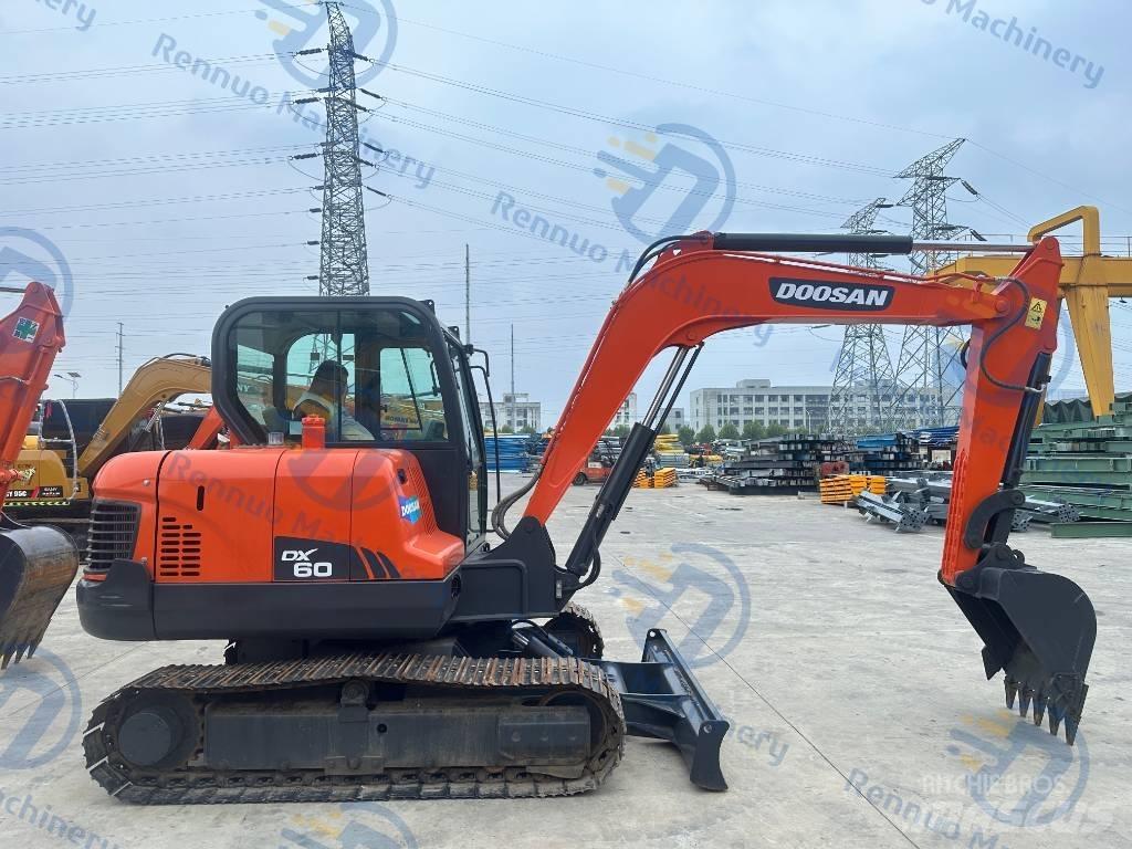 Doosan DX 60 Mini pelle < 7t