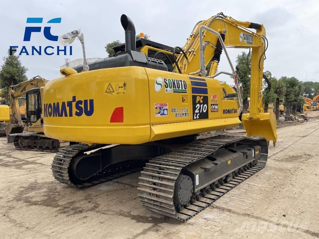 Komatsu PC210 Pelle sur chenilles
