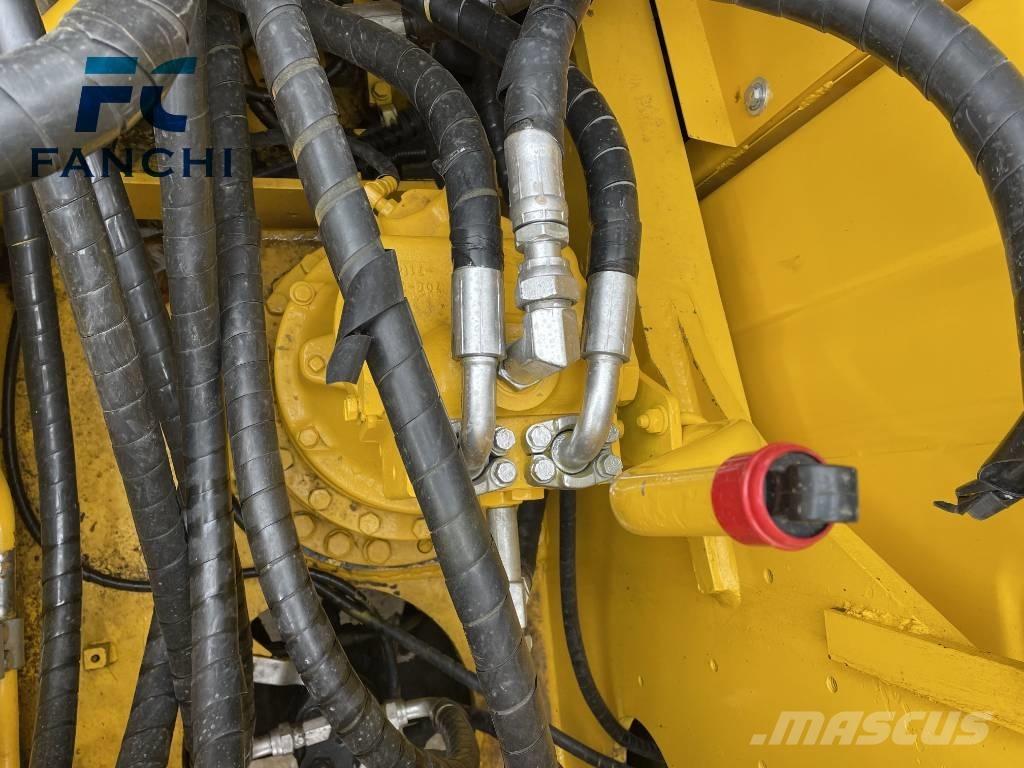 Komatsu PC210 Pelle sur chenilles