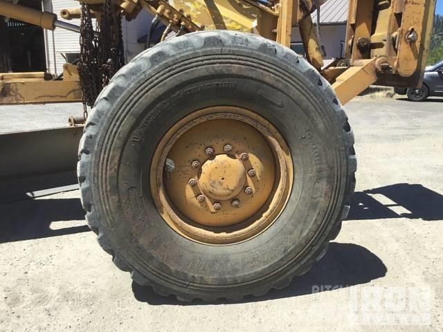 CAT 140 G Niveleuse