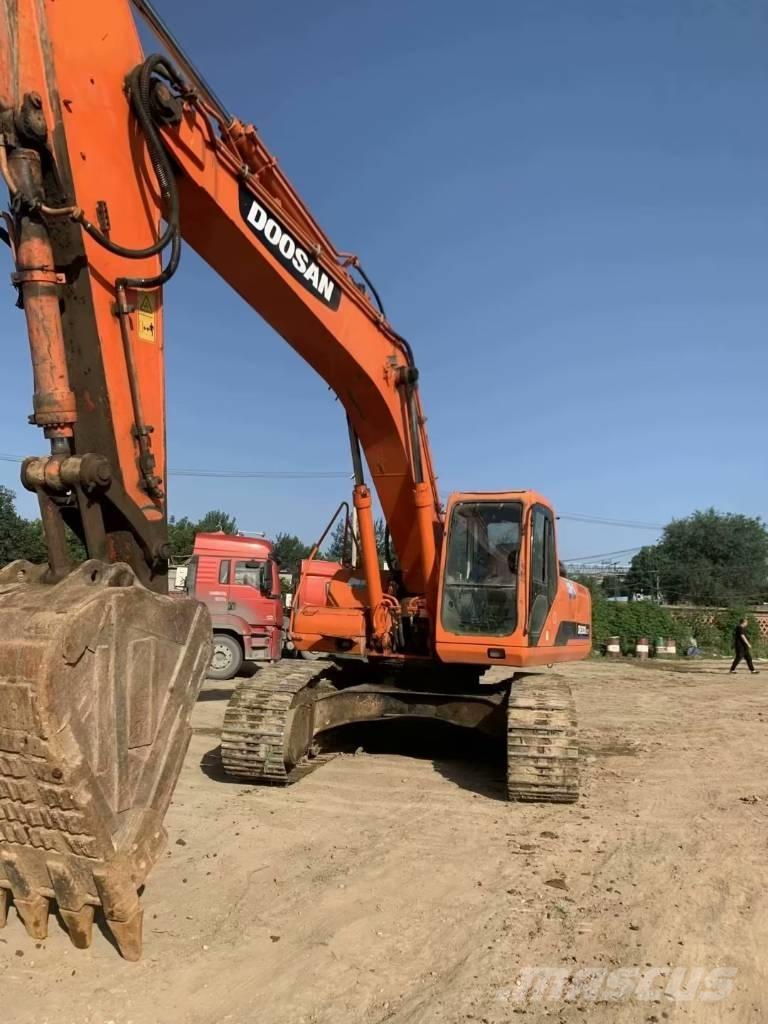 Doosan DH300 Pelle sur chenilles