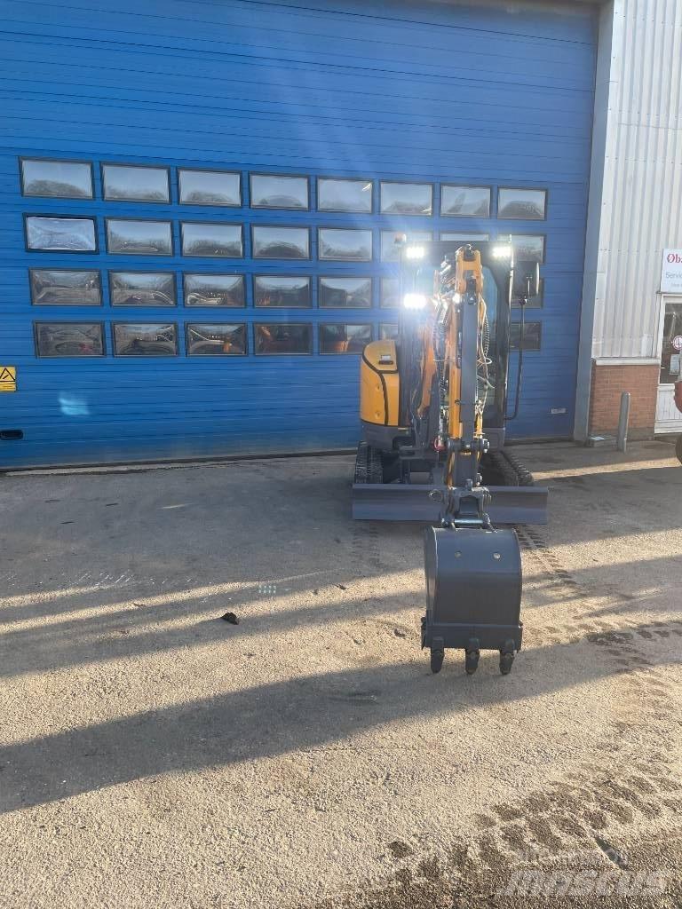 Bernards 2.7 EXKA Mini pelle < 7t