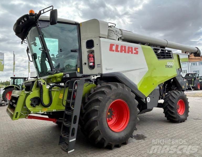 CLAAS TRION 660 Moissonneuse batteuse
