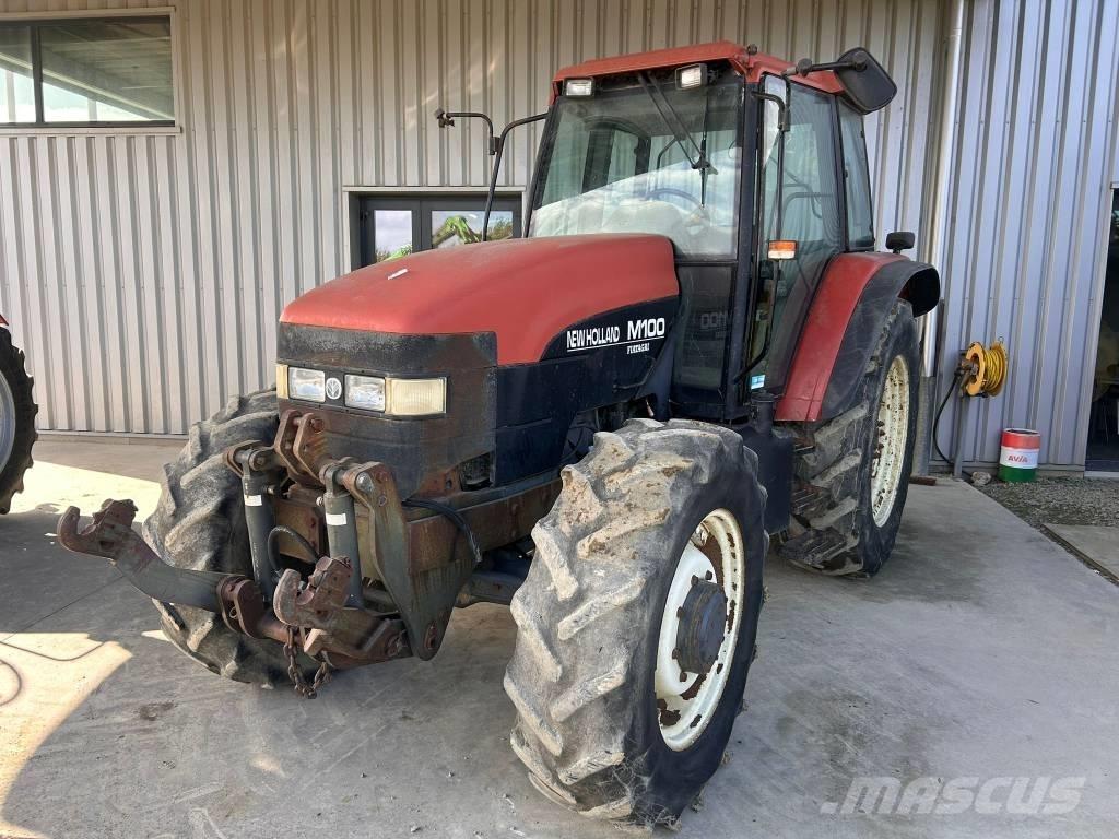 New Holland M 100 DT Tracteur