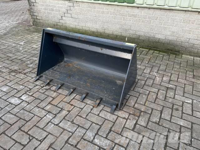 Bobcat Tanden Bak Godet