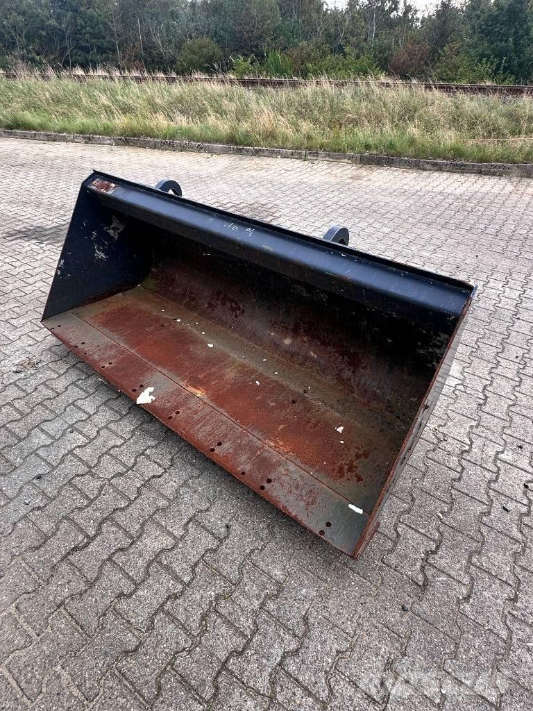 JCB Læsseskovl - 226cm Godet