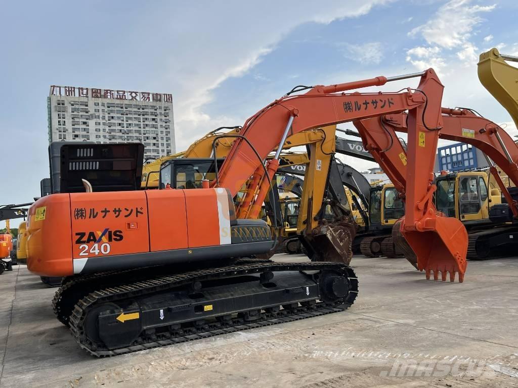 Hitachi ZX 240 Pelle sur chenilles