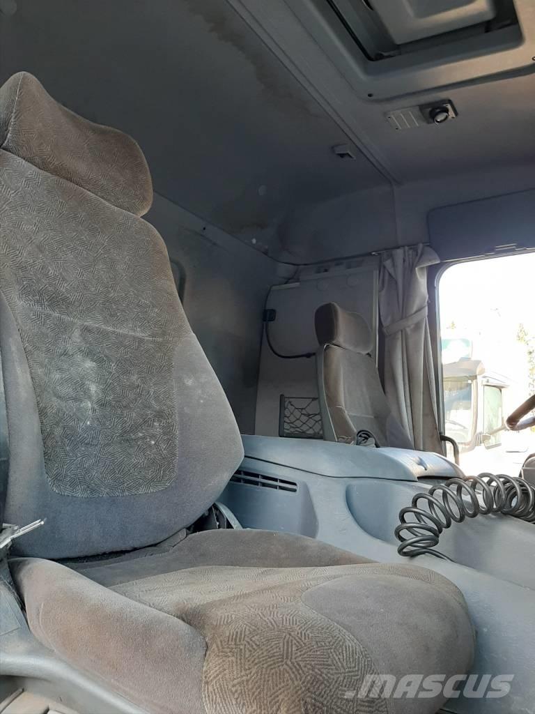 Scania P 124 Camion ampliroll