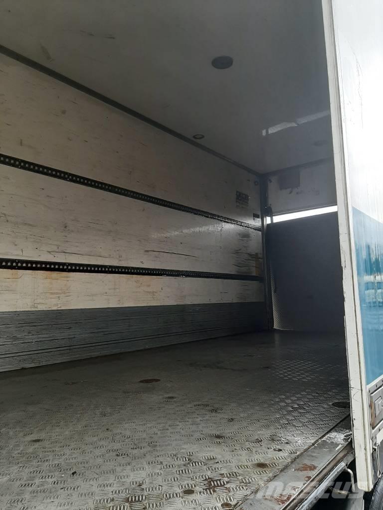 Volvo FE 320 Camion frigorifique