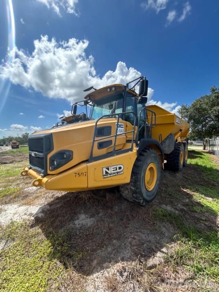 Bell B30E Tombereau articulé