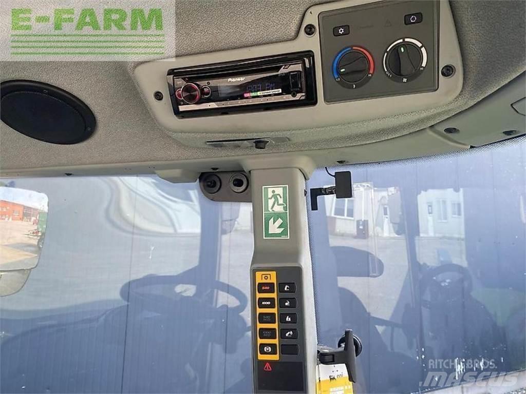 CLAAS arion 420 Tracteur